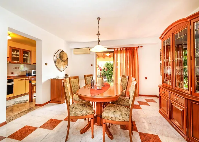 Apartments Cvek