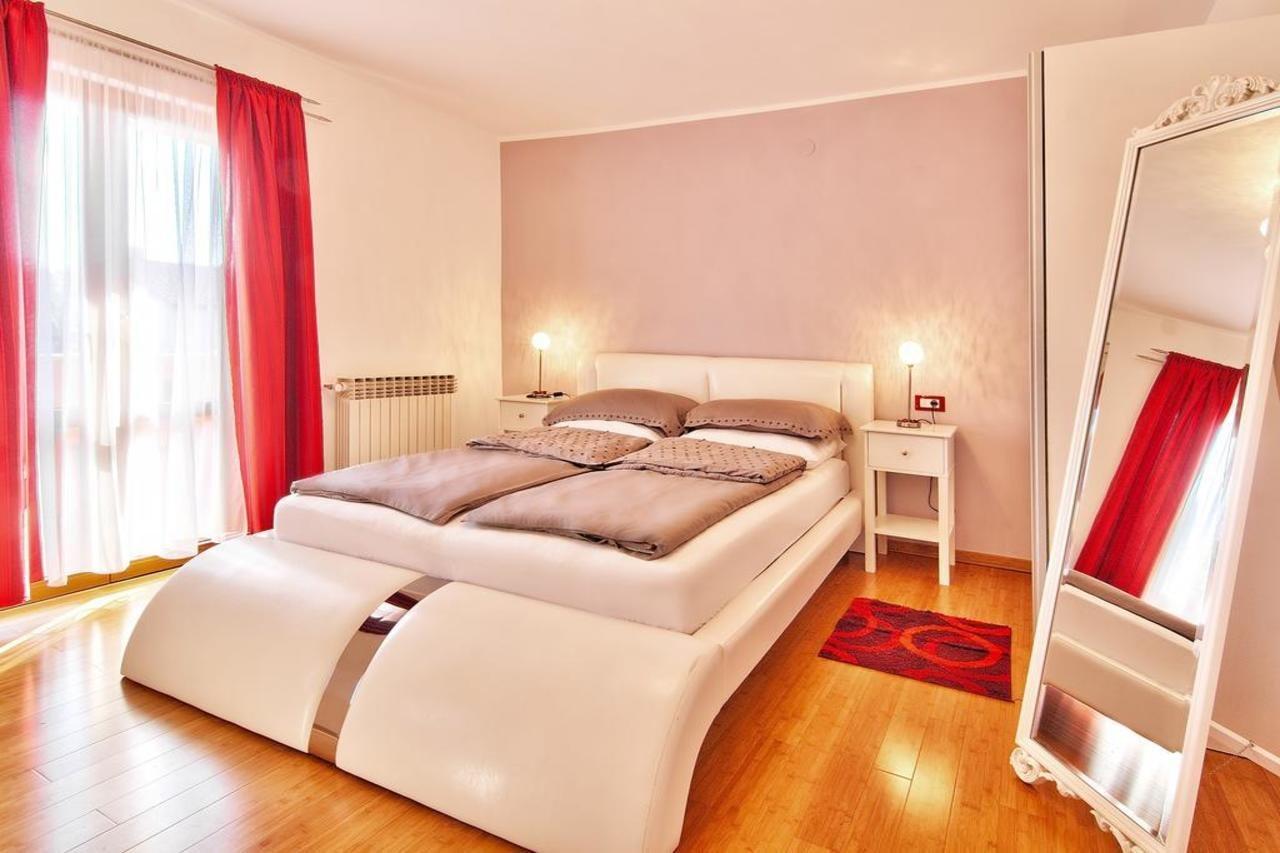 Cvek Apartment