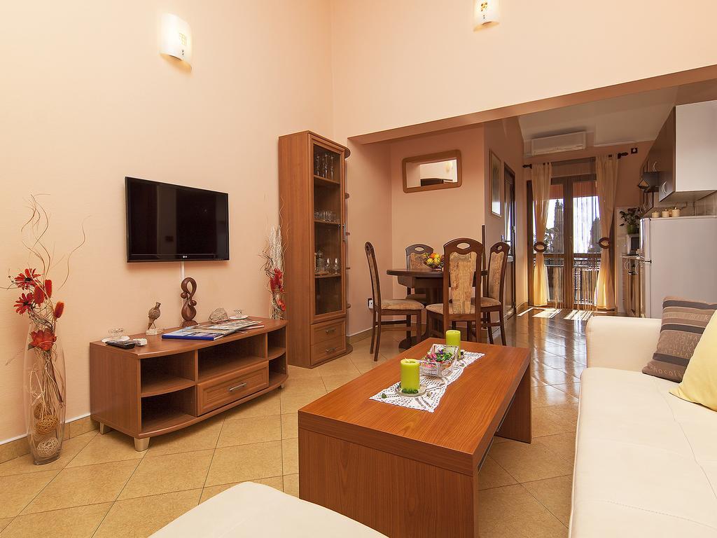 Apartment Cvek *